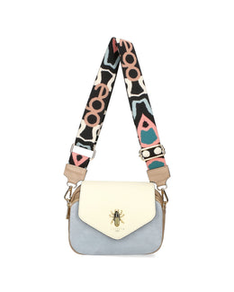 Bag with interchangeable flaps